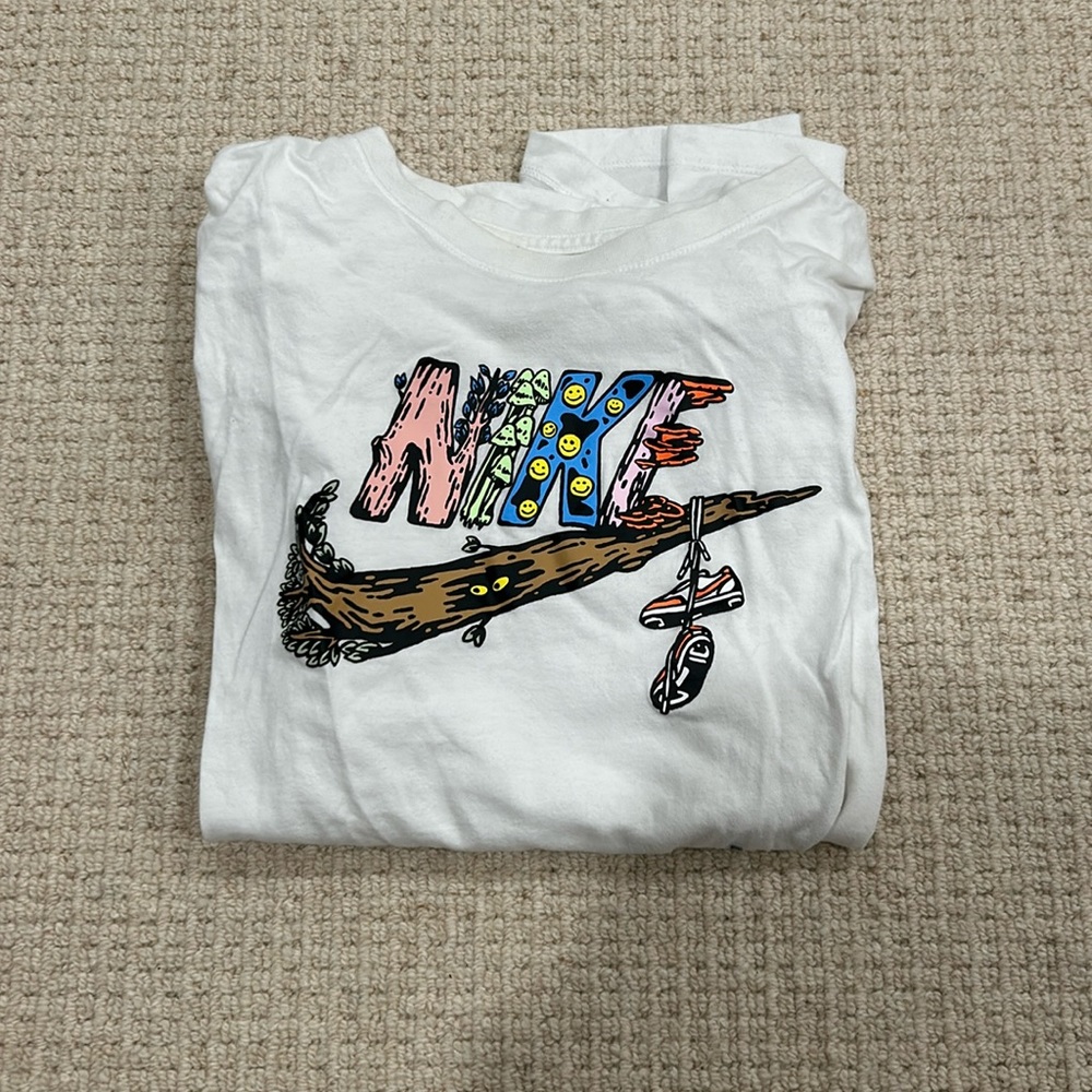 Nike. T Shirt
